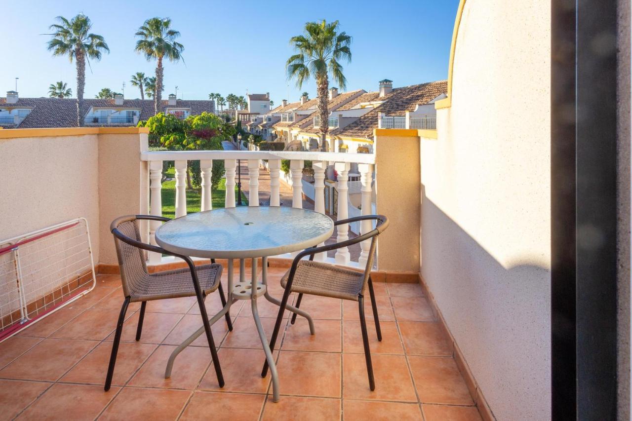 Pool-Side Townhouse In Cabo Roig Villa Orihuela Bagian luar foto