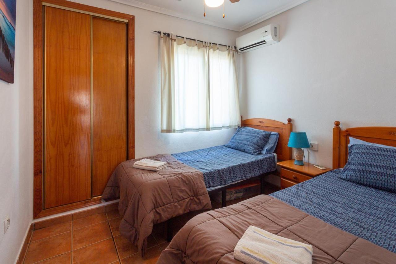 Pool-Side Townhouse In Cabo Roig Villa Orihuela Bagian luar foto